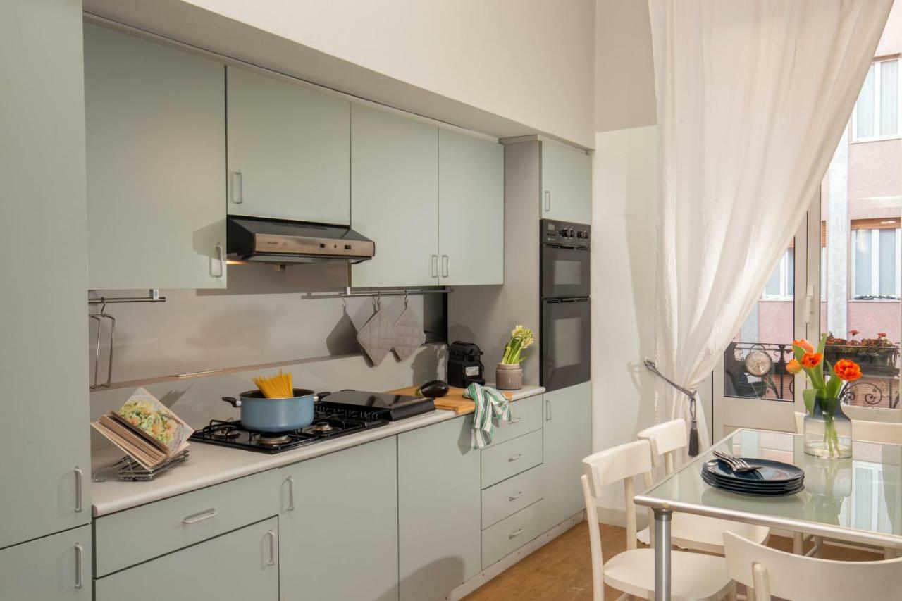 Daplace - Renzo Apartment Milano Exterior foto